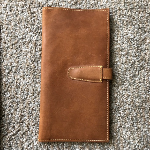 Slim Tan Leather Wallet - Picture 8 of 9